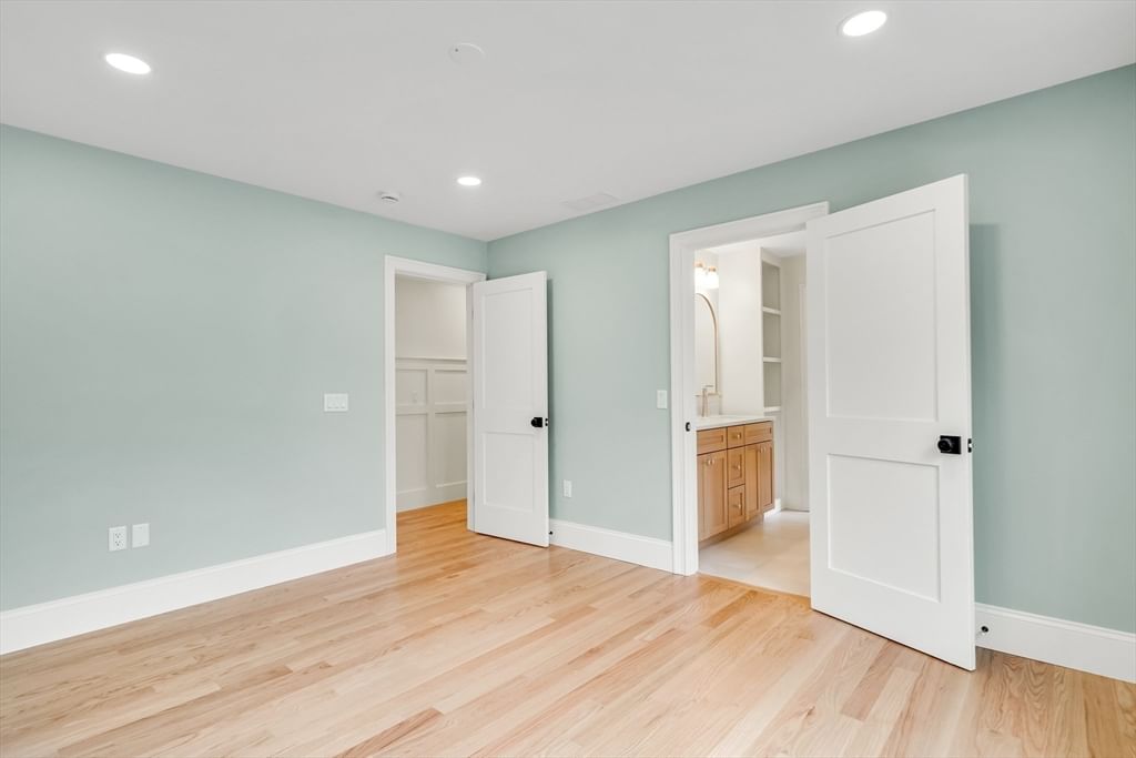 232 Lincoln Street Lexington — Photo 27 of 42