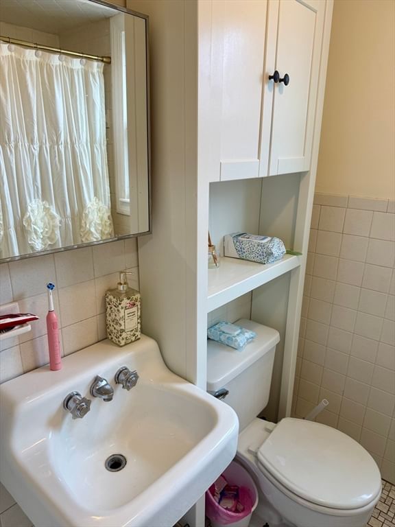 3 Lee Street Somerville — Photo 11 of 15