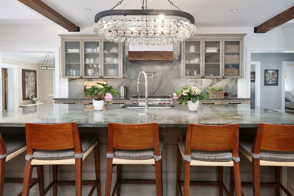 39 Worthington Rd Brookline — Photo 8 of 40