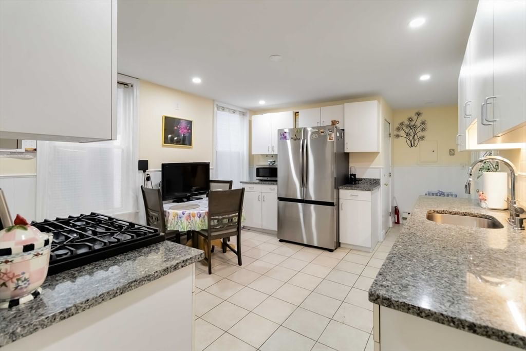 10 Beach Rd #1 Winthrop — Photo 7 of 19