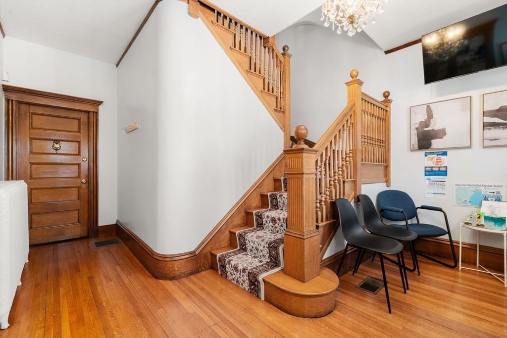 826 Broadway Everett — Photo 26 of 42