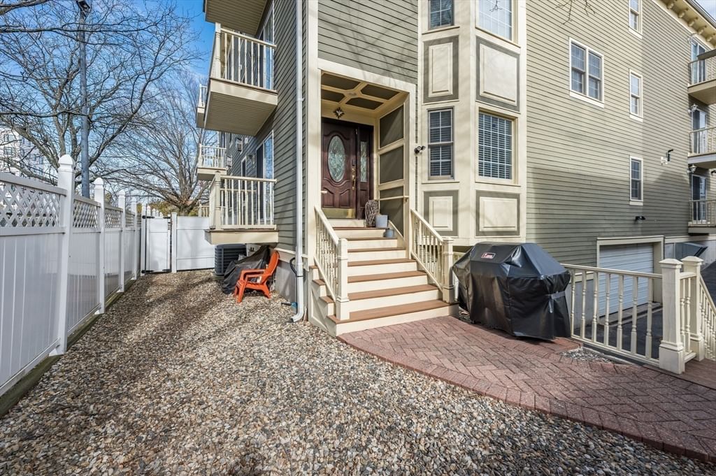1328 Broadway #3 Somerville — Photo 19 of 25