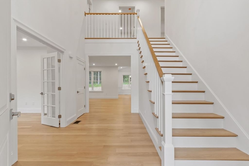 1 Ignatius Common Drive Northborough — Photo 13 of 27