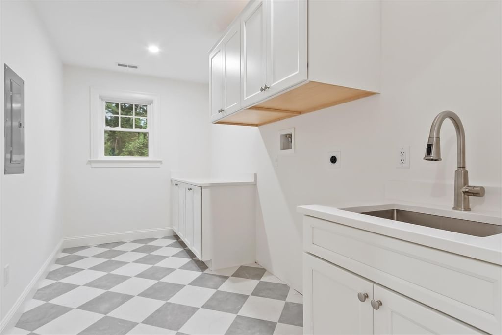 1 Ignatius Common Drive Northborough — Photo 23 of 27