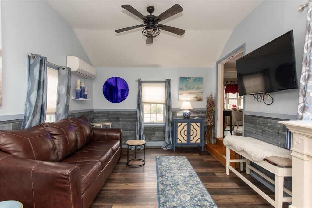 774 Middle St Weymouth — Photo 14 of 39