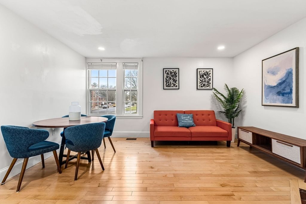 Listing Image 21