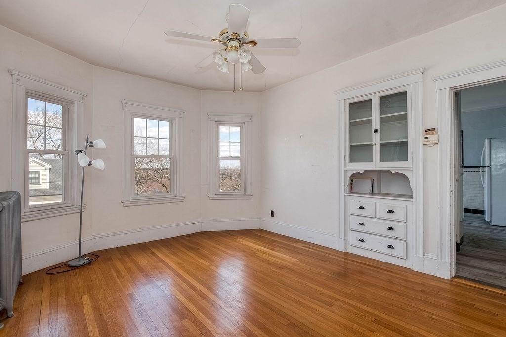 73 Westbourne St Boston — Photo 6 of 41