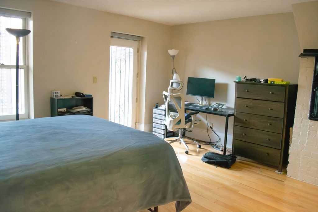 570 Massachusetts Avenue #1 Boston — Photo 4 of 14