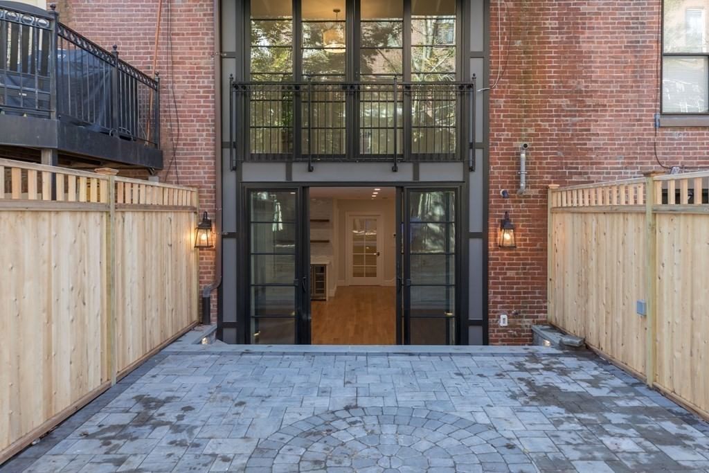 131 West Newton St Boston — Photo 32 of 33