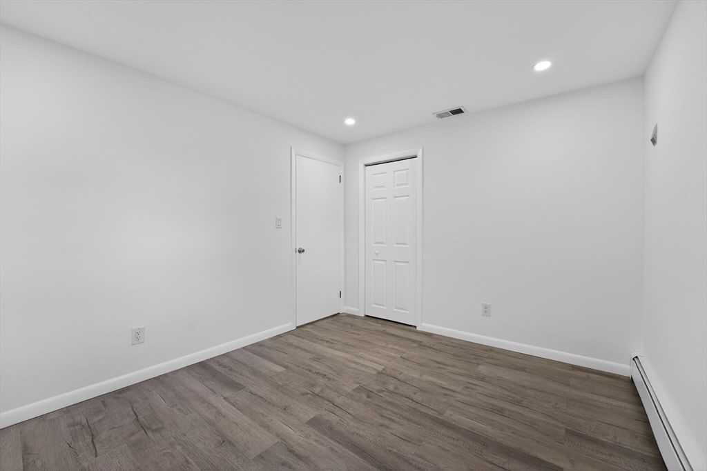 269 Jon Dr Brockton — Photo 6 of 31