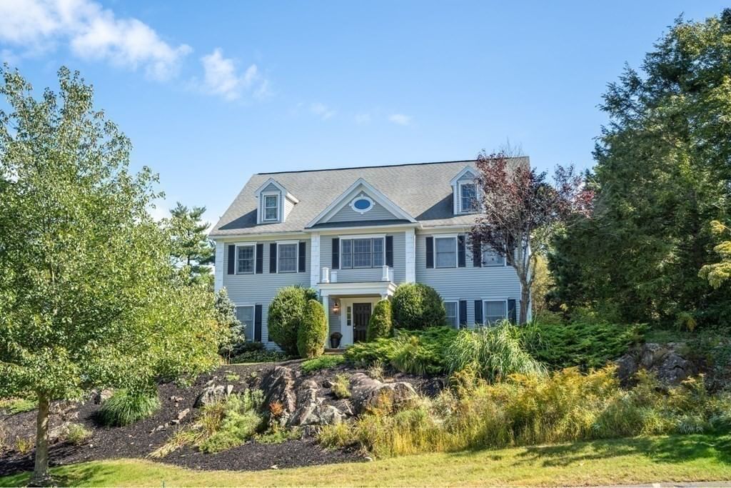 1 Gussett Rd Wenham — Photo 4 of 37