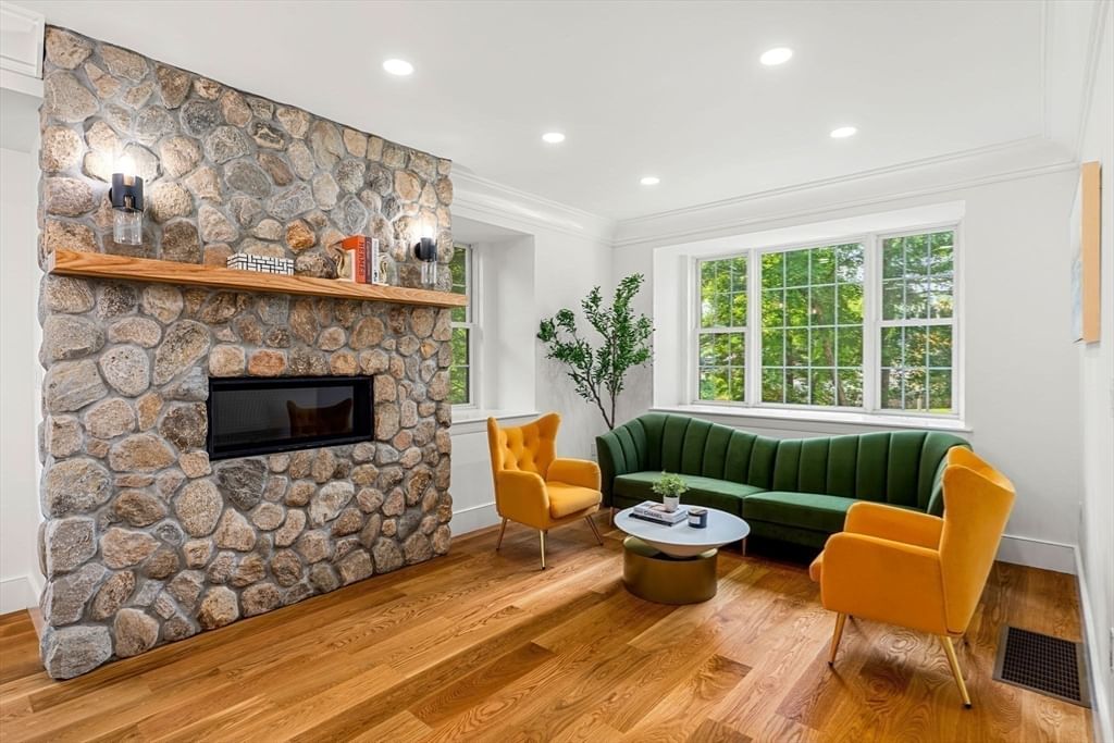 20 Wheeler Ln Natick — Photo 10 of 41