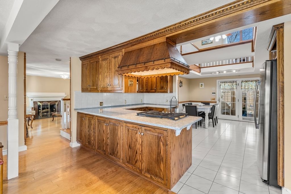 113 Temple Rd Waltham — Photo 11 of 35
