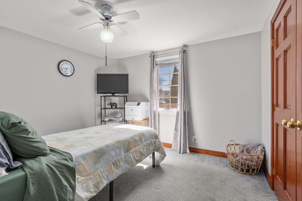 113 Temple Rd Waltham — Photo 17 of 35