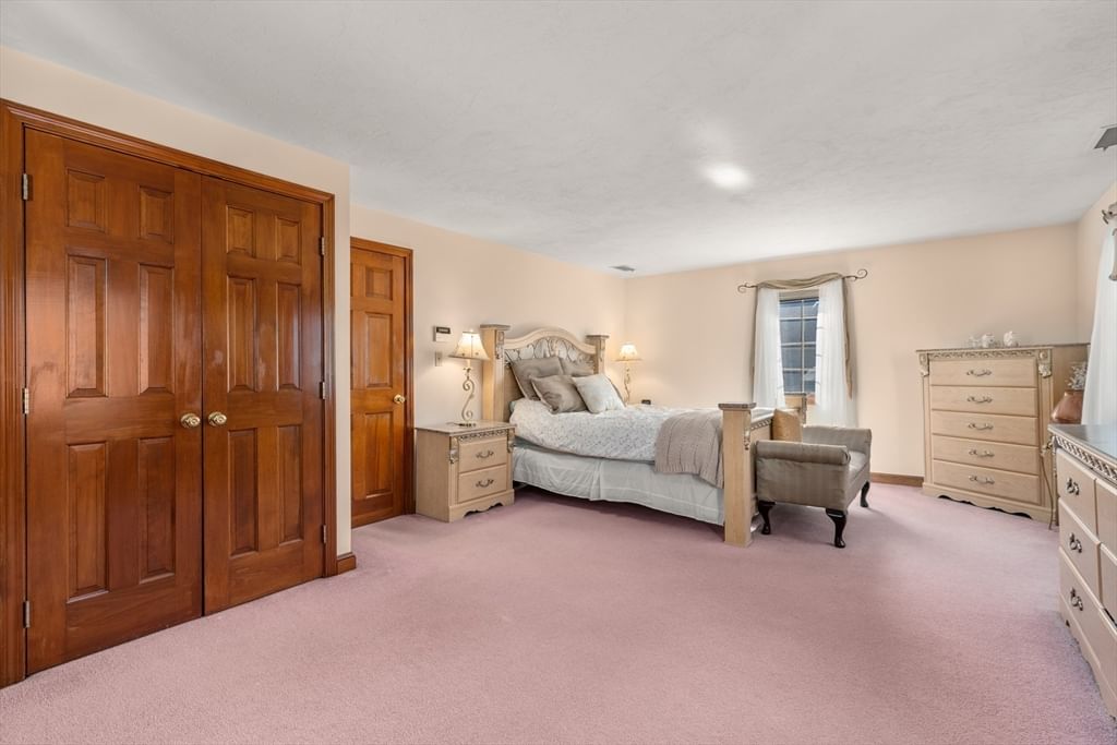 113 Temple Rd Waltham — Photo 26 of 35