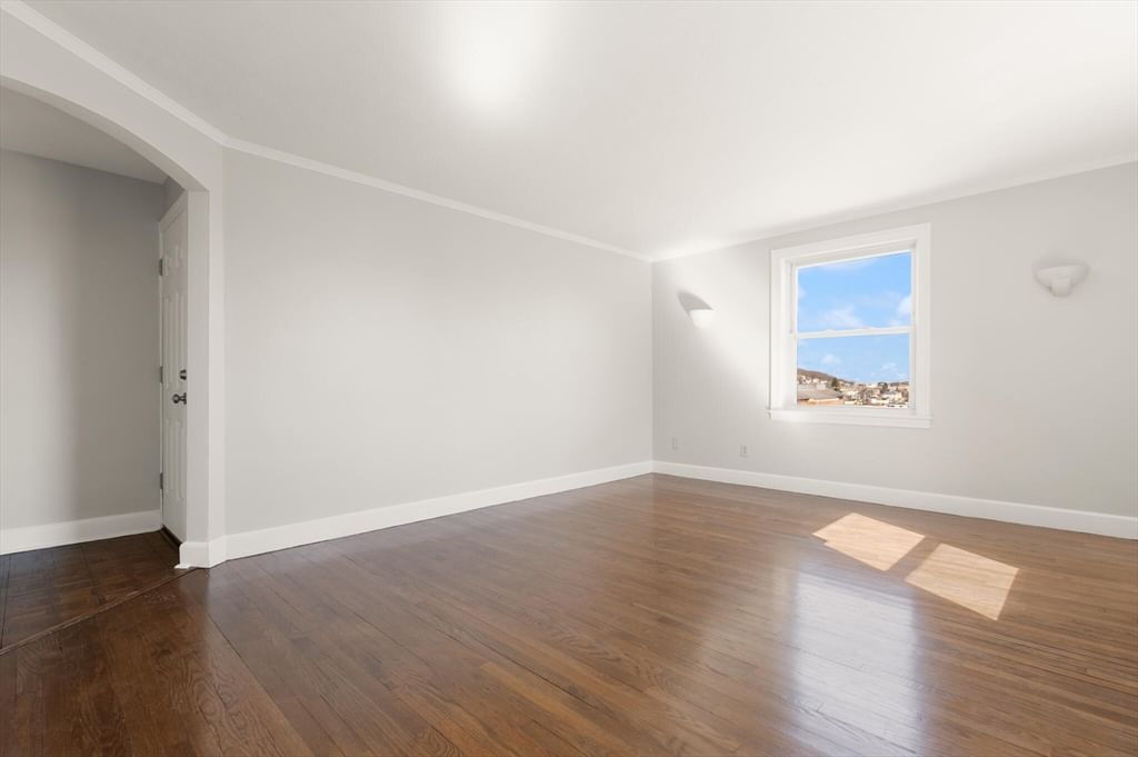31 Chestnut St #5 Worcester — Photo 6 of 14