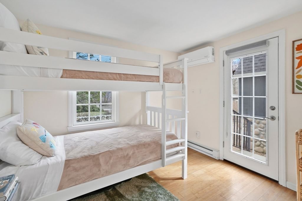 26 Sea Glen Road, Oak Bluffs, MA 02557 photo 4