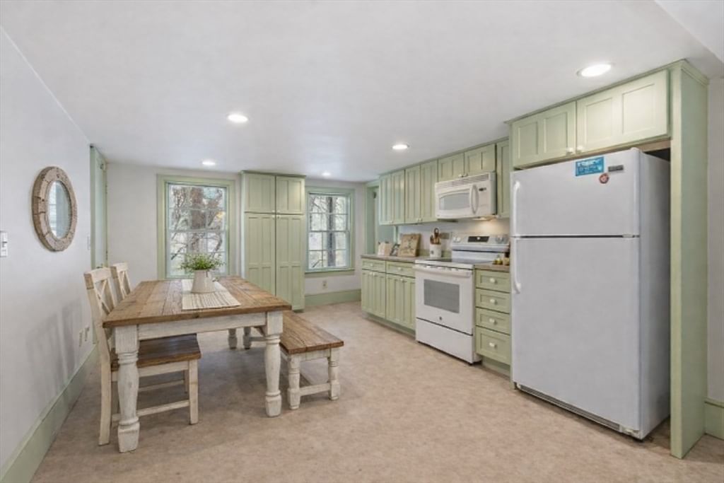 1 Whitney Rd, Shirley, MA 01464 photo 2