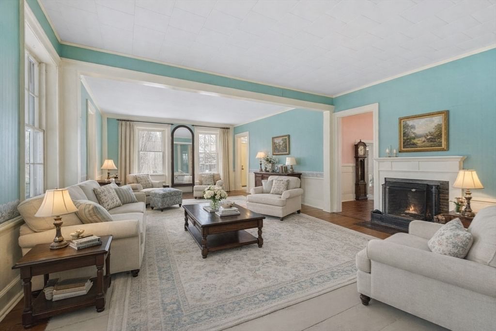 1 Whitney Rd, Shirley, MA 01464 photo 3