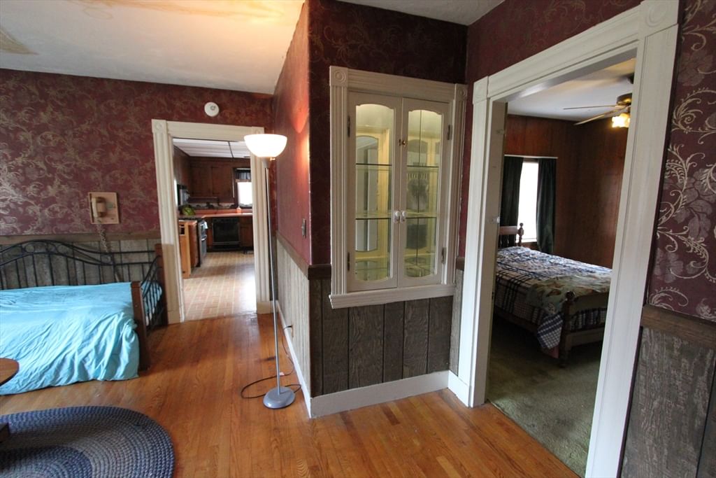 300 Chestnut St Franklin — Photo 10 of 33