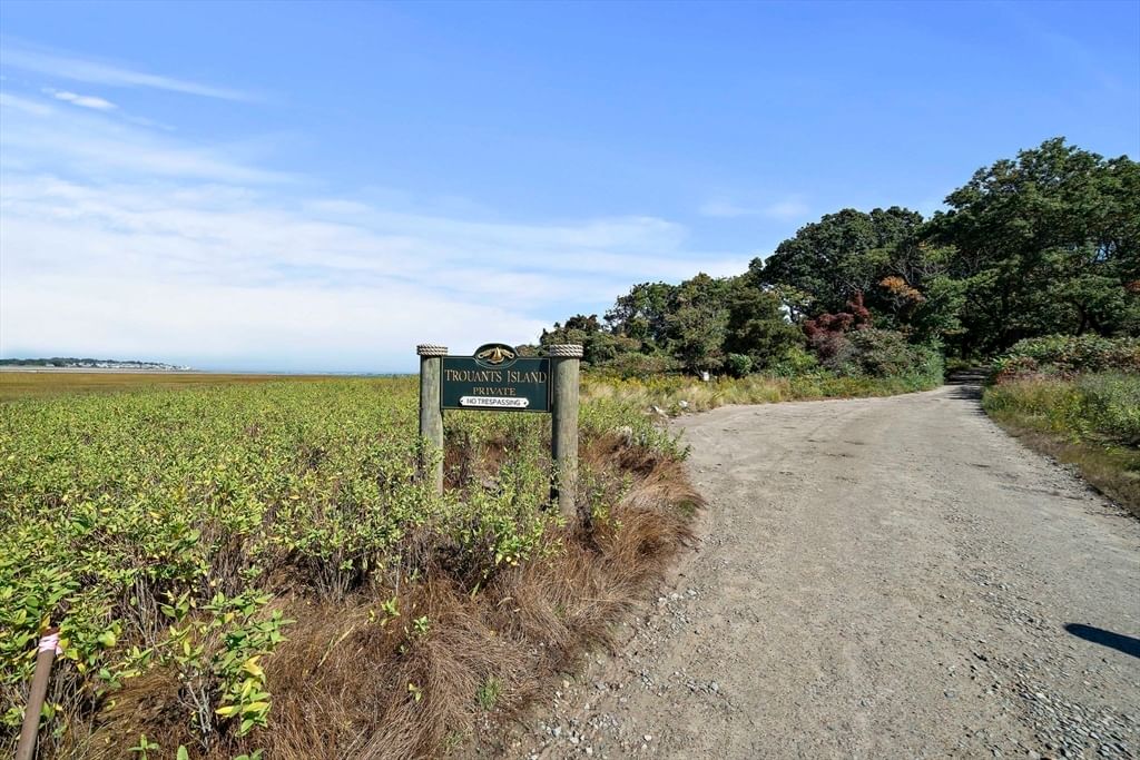 1 Trouant's Island Marshfield — Photo 10 of 42