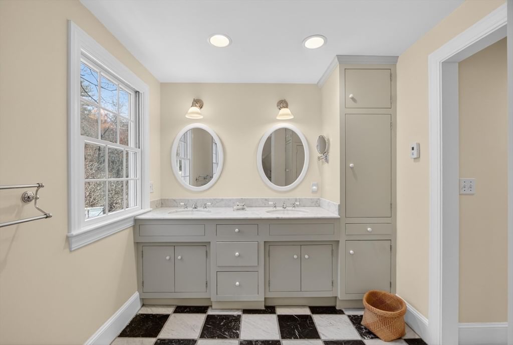 225 Lowell St, Carlisle, MA 01741 photo 5