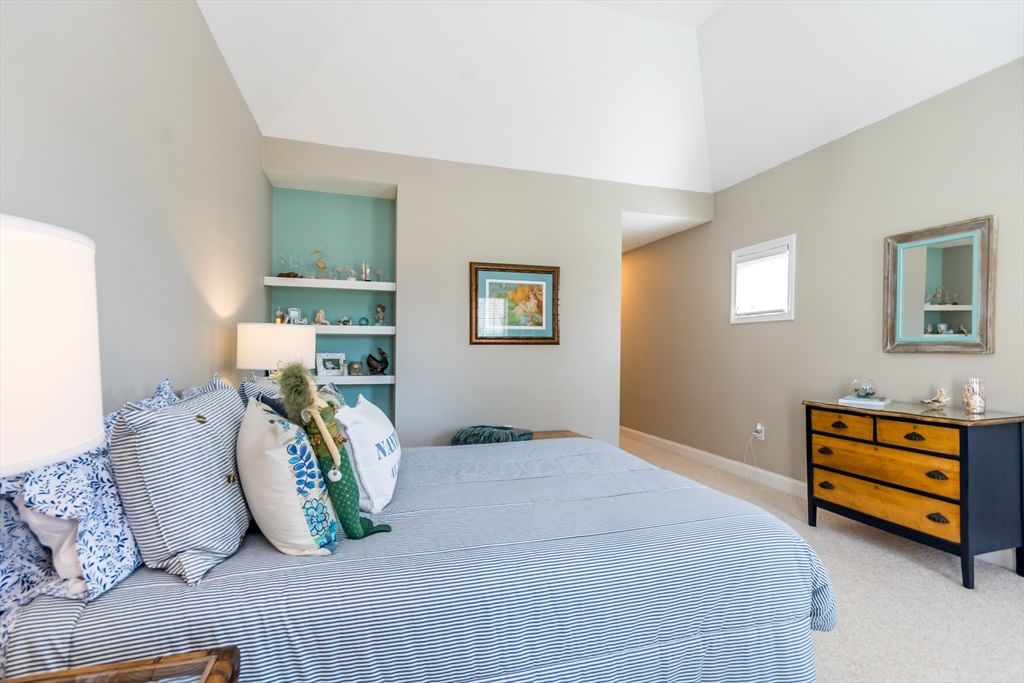 13 Hollyhock Knoll Ct #13 Bourne — Photo 18 of 42