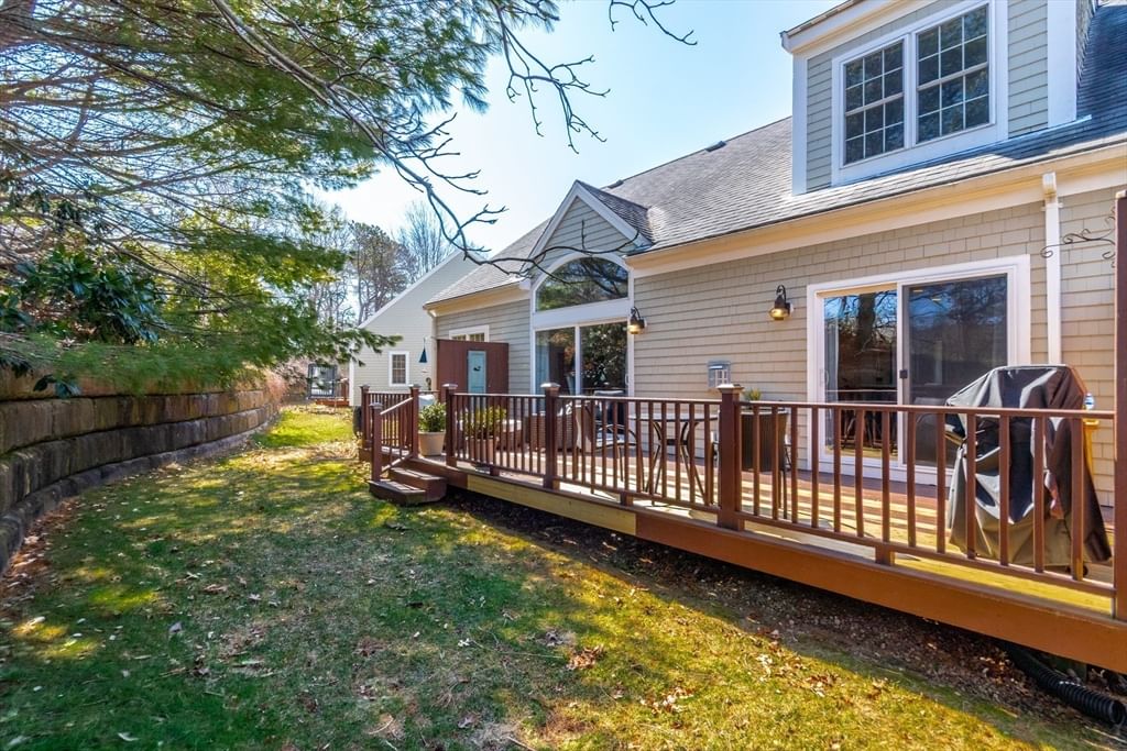 13 Hollyhock Knoll Ct #13 Bourne — Photo 31 of 42
