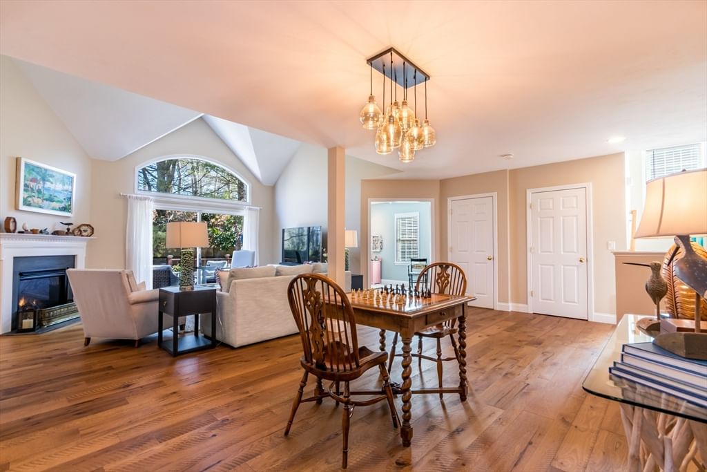 13 Hollyhock Knoll Ct #13 Bourne — Photo 7 of 42