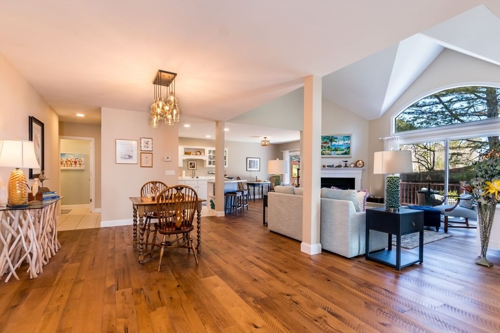 13 Hollyhock Knoll Ct #13 Bourne — Photo 8 of 42