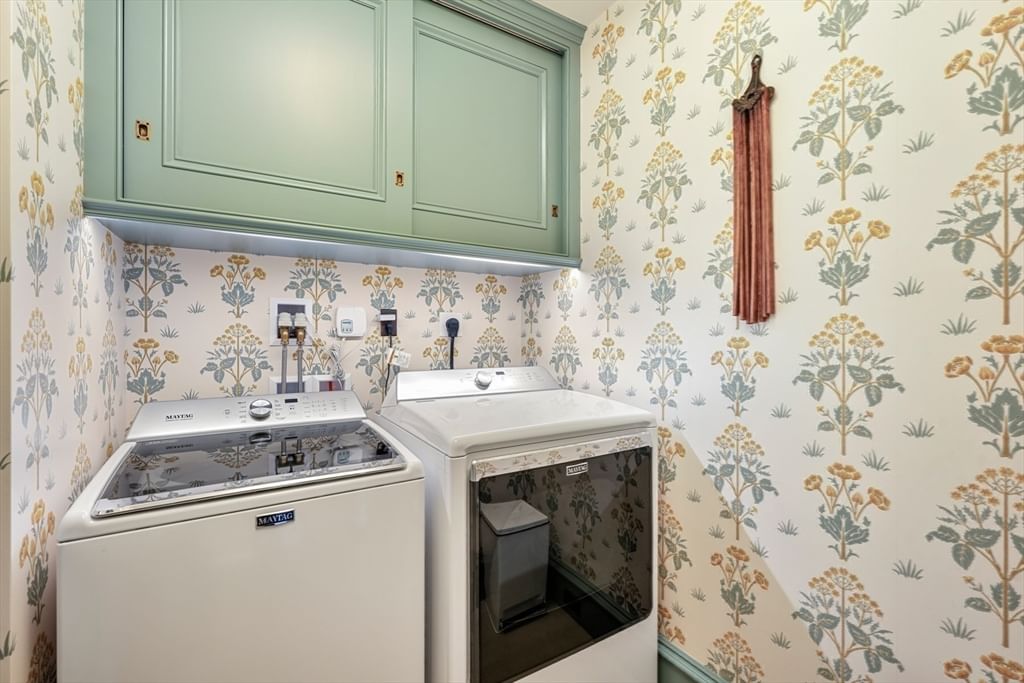 381 Beacon Street Boston — Photo 15 of 21