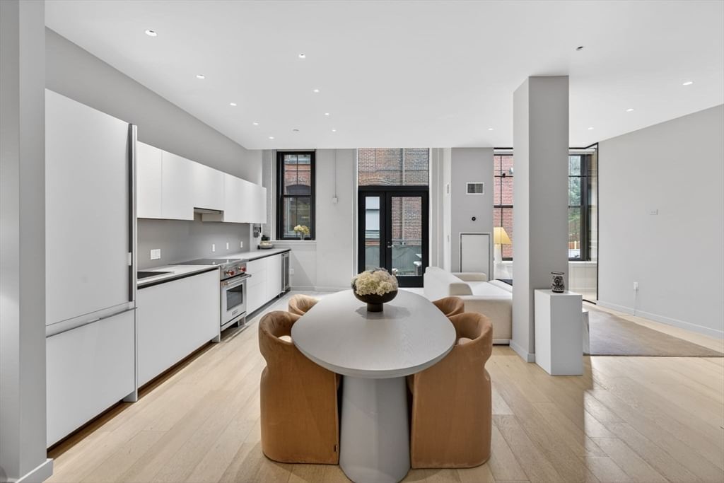 346 Congress St #108 Floor 1