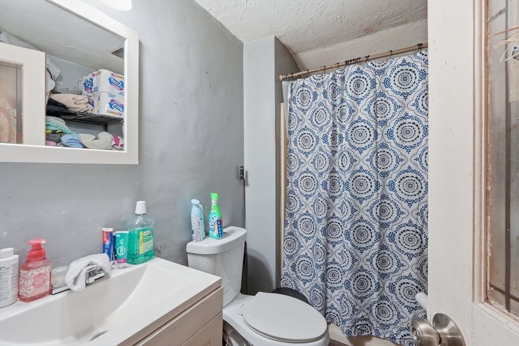 22 Wildwood Rd Millbury — Photo 10 of 33