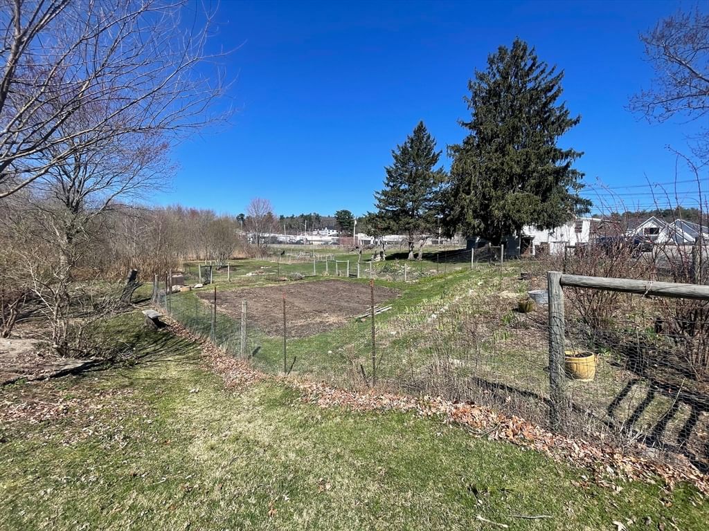 360 W. Central Street Franklin — Photo 14 of 16