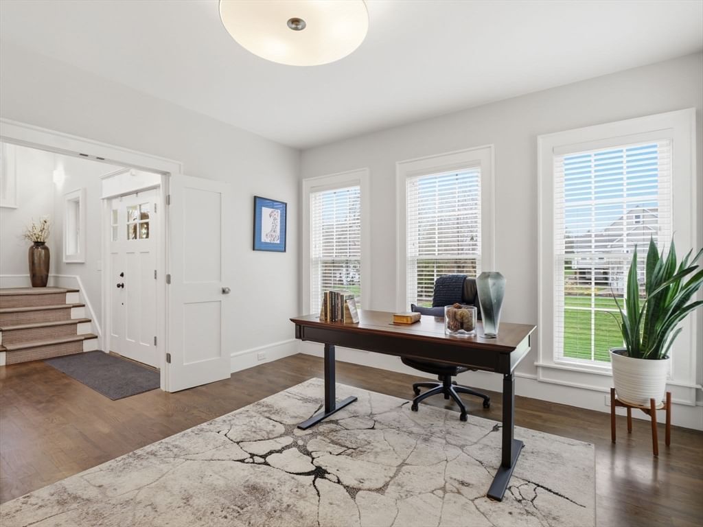 Listing Image 19