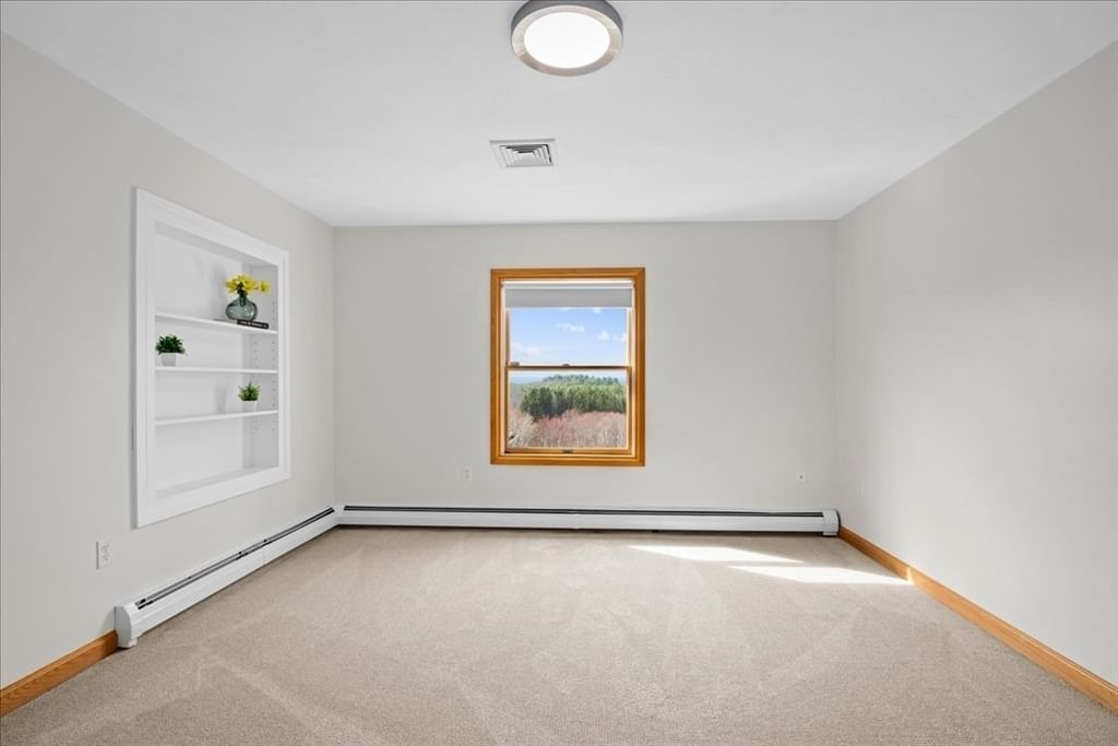 173 Central St, Boylston, MA 01505 photo 4