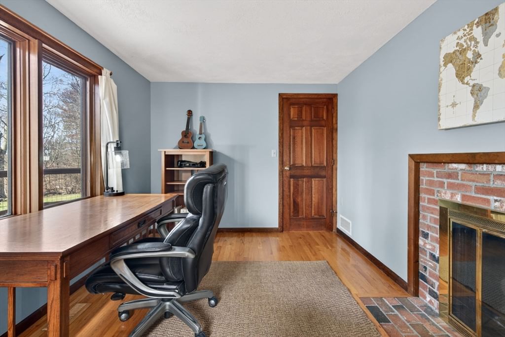 Listing Image 18