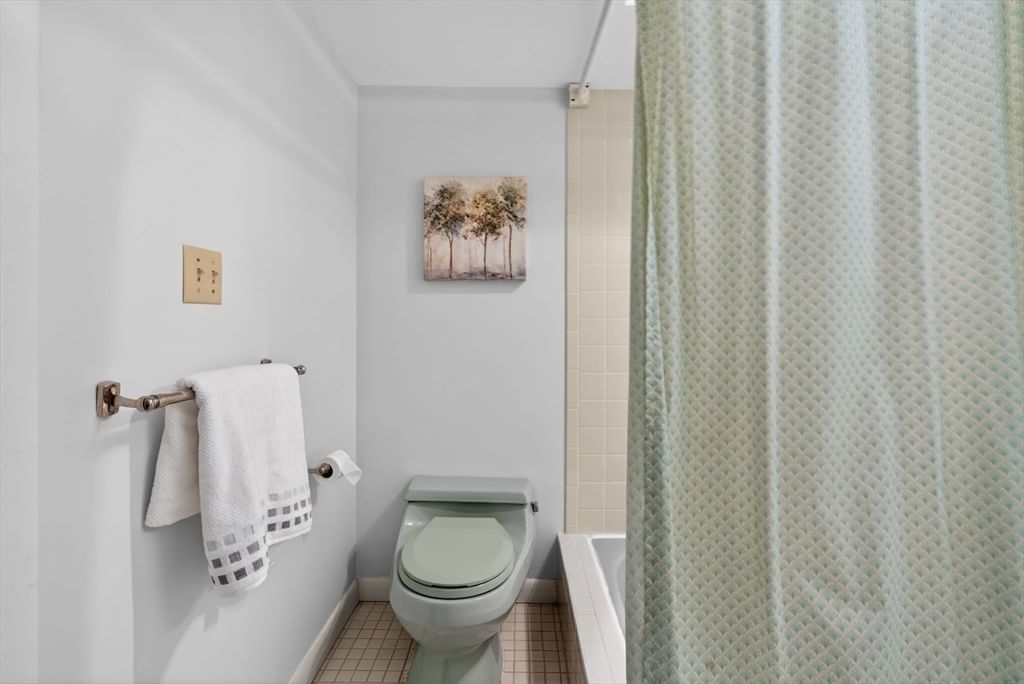 Listing Image 37