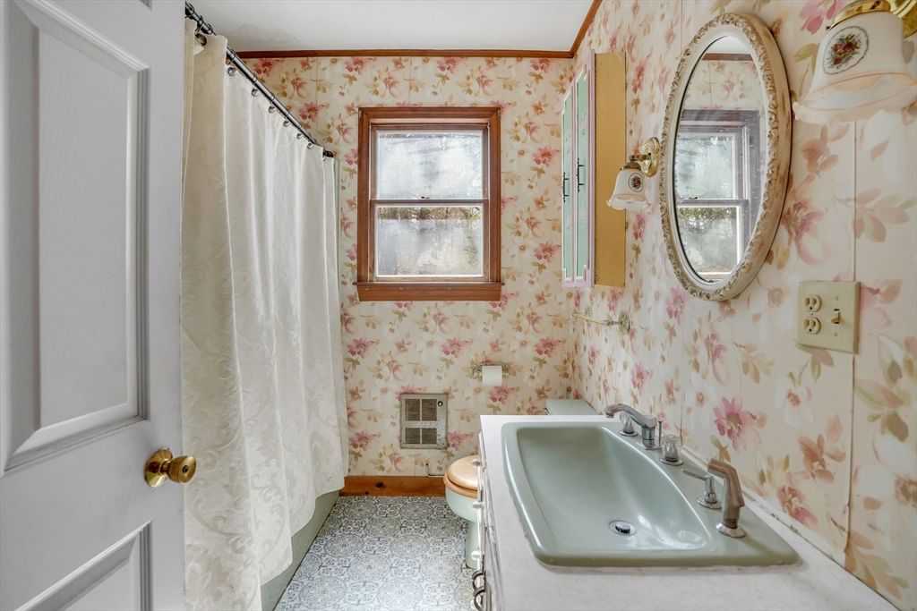 17 Mariner Rd, Tisbury, MA 02568 photo 3