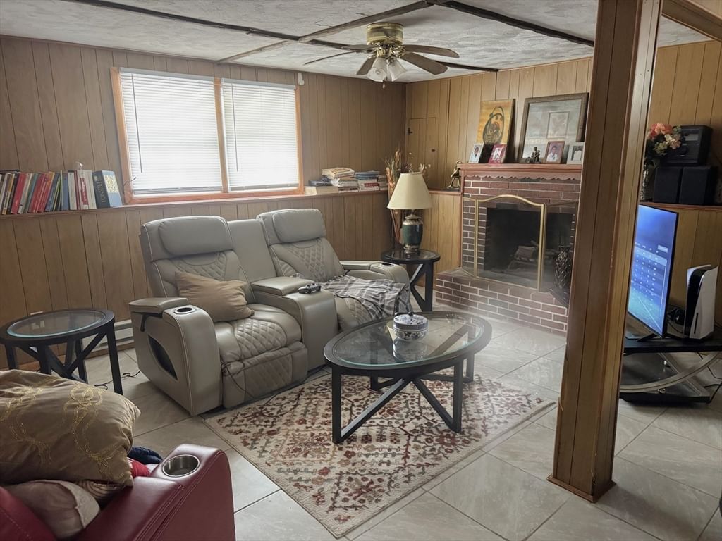 149 Thurber Ave Attleboro — Photo 12 of 13
