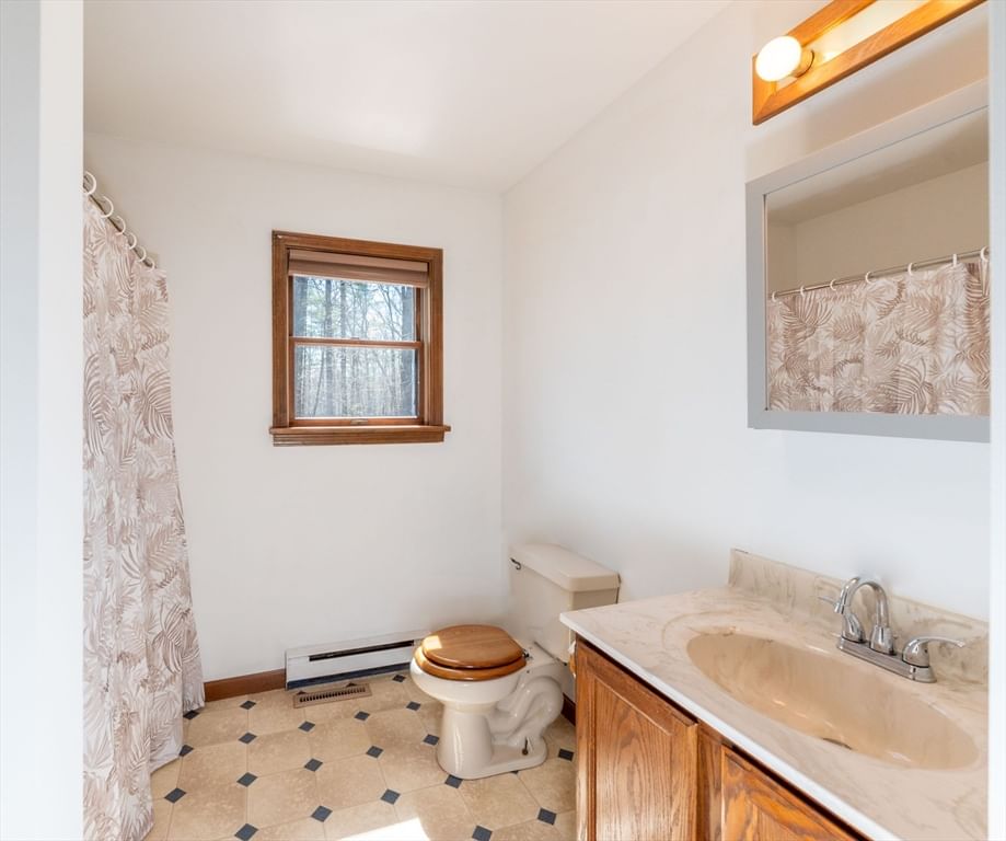 925 Muddy Brook Rd, Hardwick, MA 01082 photo 5