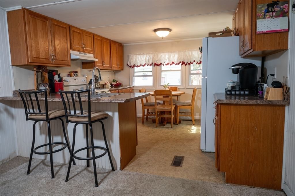 87 Turnpike Road, Townsend, MA 01469 photo 2