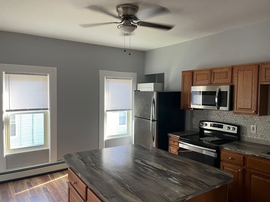 34 Irving St Worcester — Photo 12 of 33