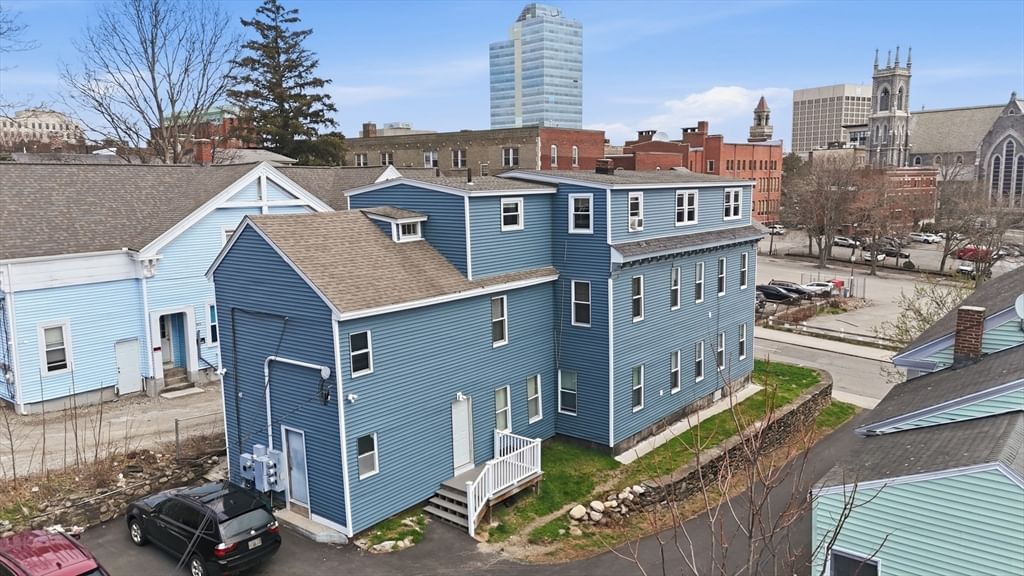 34 Irving St Worcester — Photo 6 of 33