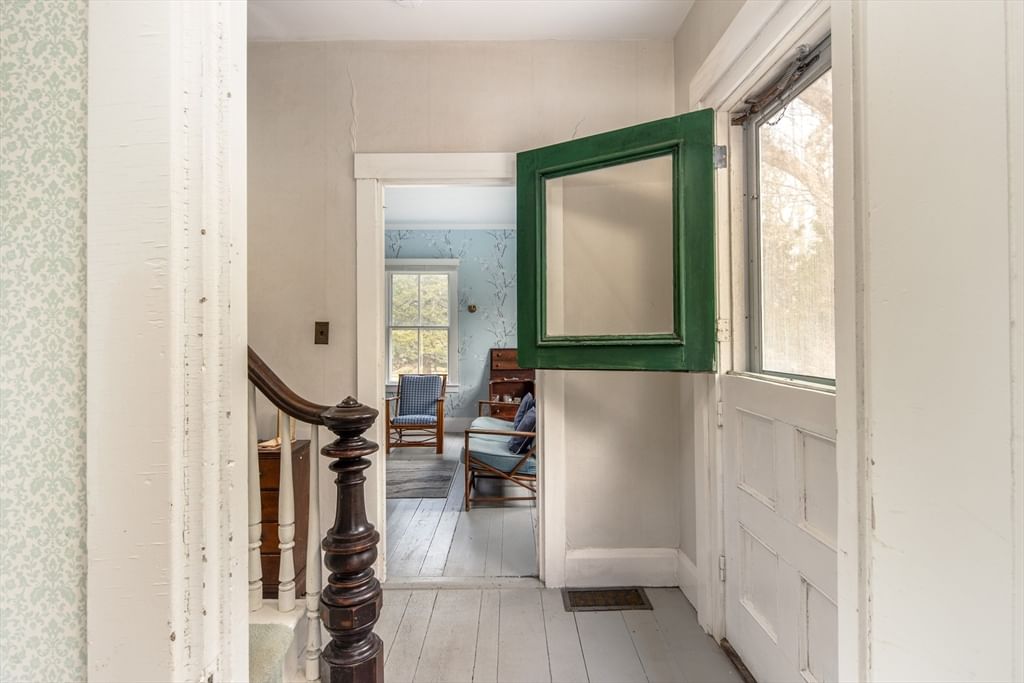 37 Neds Point Rd Mattapoisett — Photo 14 of 42