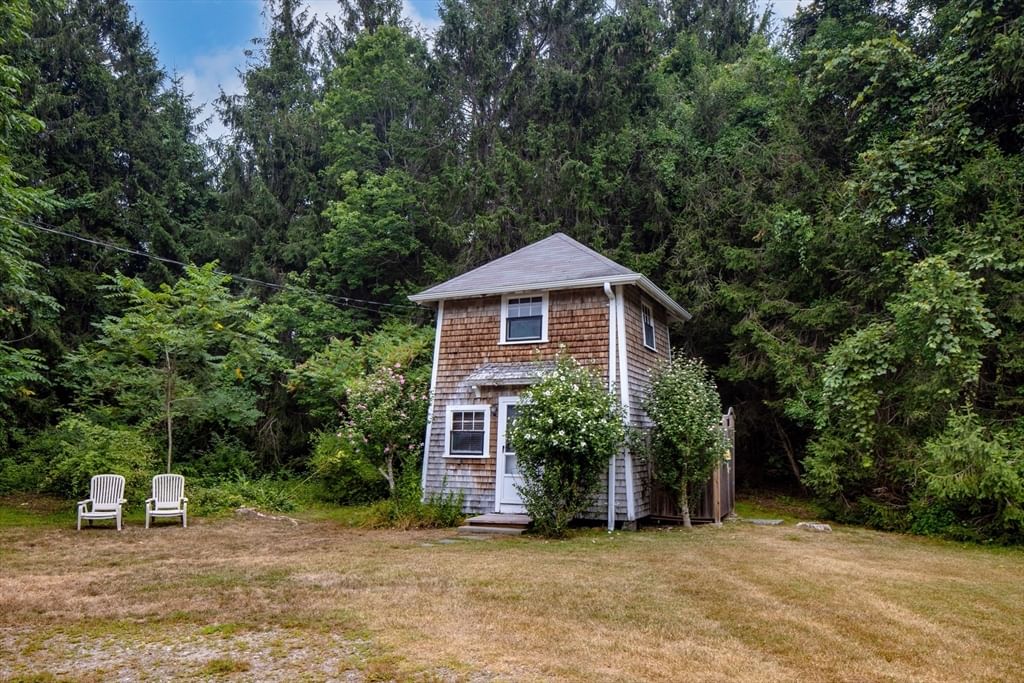 37 Neds Point Rd Mattapoisett — Photo 36 of 42