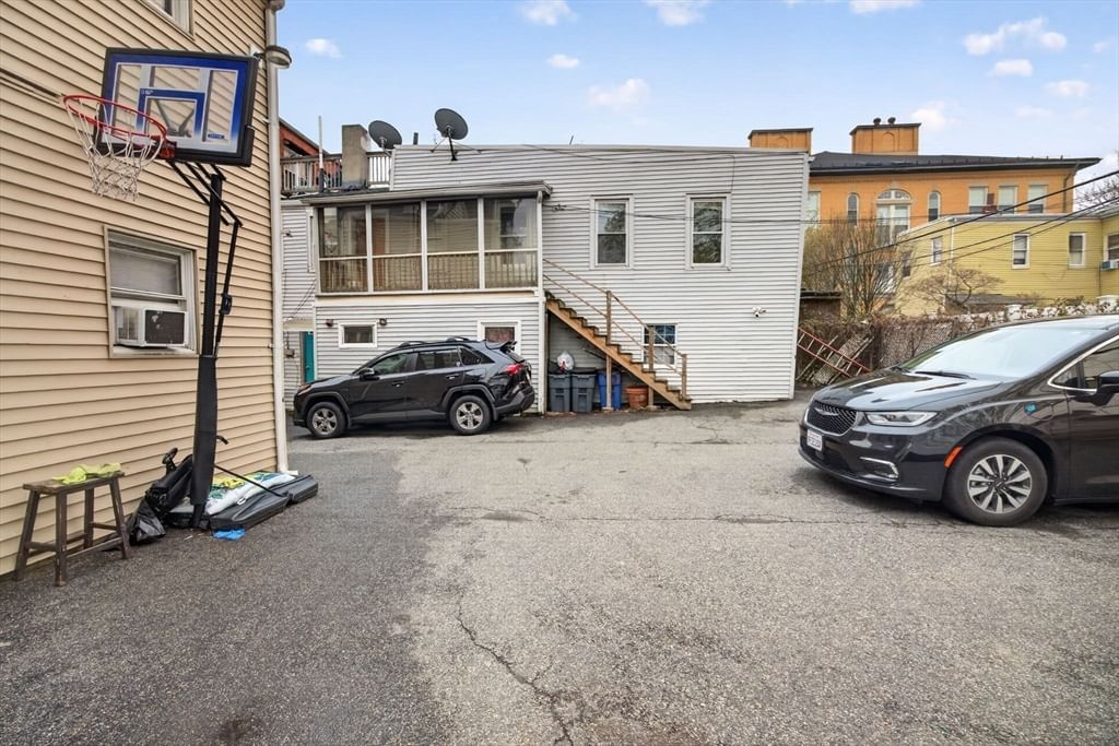 88 Trenton St Boston — Photo 6 of 35