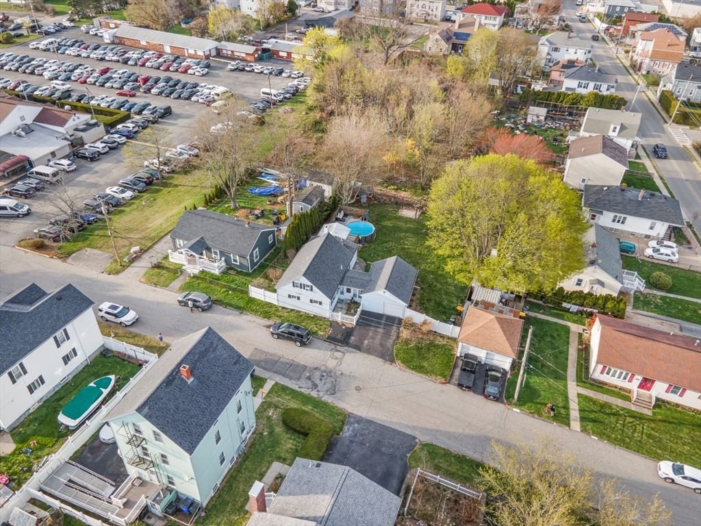 96 Star St, Fall River, MA, 96 Star St, Fall River, MA Photo #4