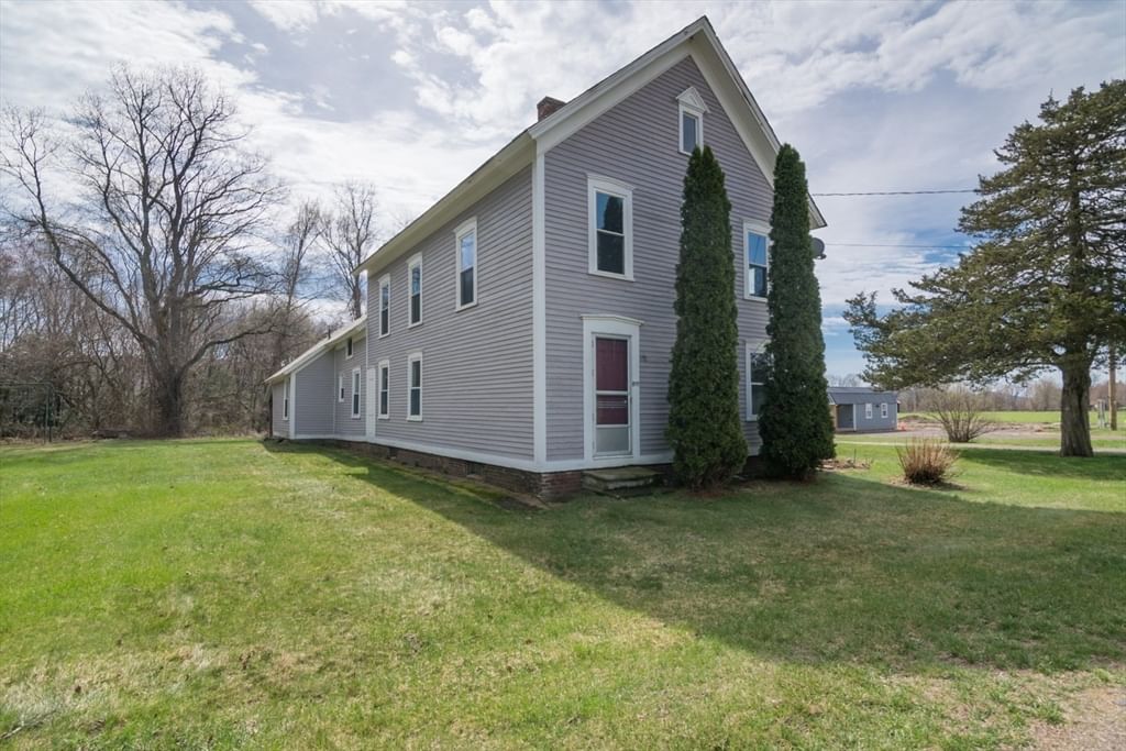 464 Main Rd, Gill, MA 01354 photo 5