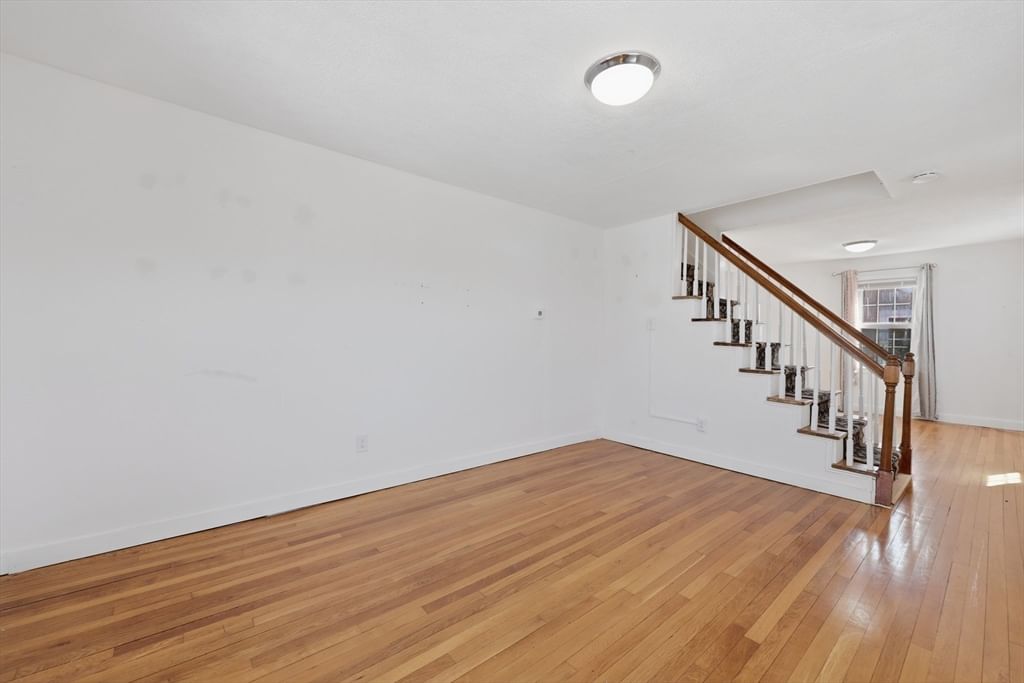 32 Indian Lake Parkway Worcester — Photo 5 of 34